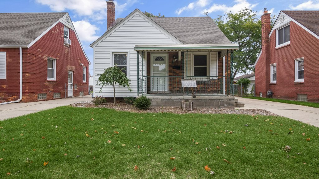 Property main image