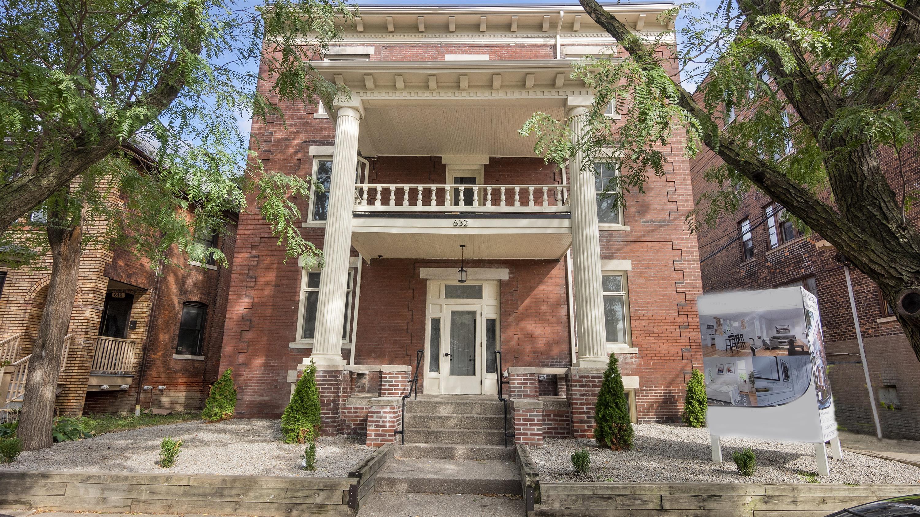 632 Prentis Street - 1